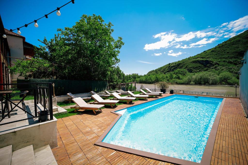 River Front Mtskheta room 6